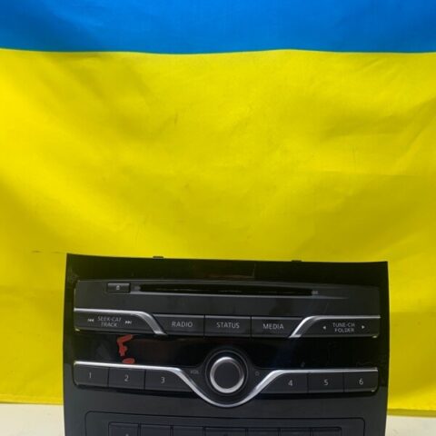 2019 19 Infiniti QX30 Radio Stereo CD Player Control Switch Panel OEM