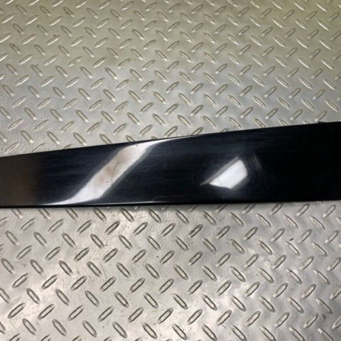 Bentley Continental Flying Spur Front Right Passenger Side B-Pillar Cover Plate