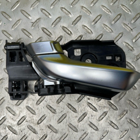 19 20 21 Acura RDX Front Left Driver Side Interior Door Handle OEM 72160-TJB-A11