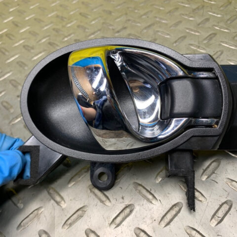 11 12 13 14 Nissan Juke Front Right Side Interior Door Handle OEM 806703YM1B